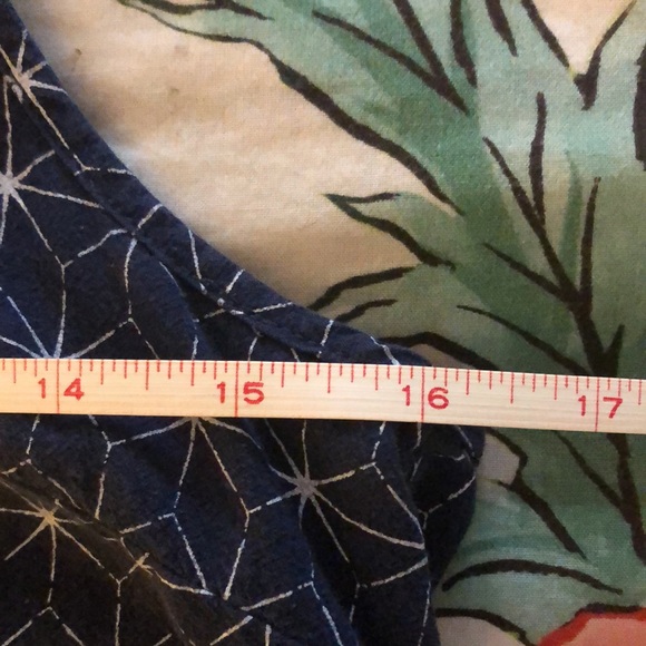 Levi’s 100% Cotton Sleeveless Navy Peplum Top - Picture 7 of 8